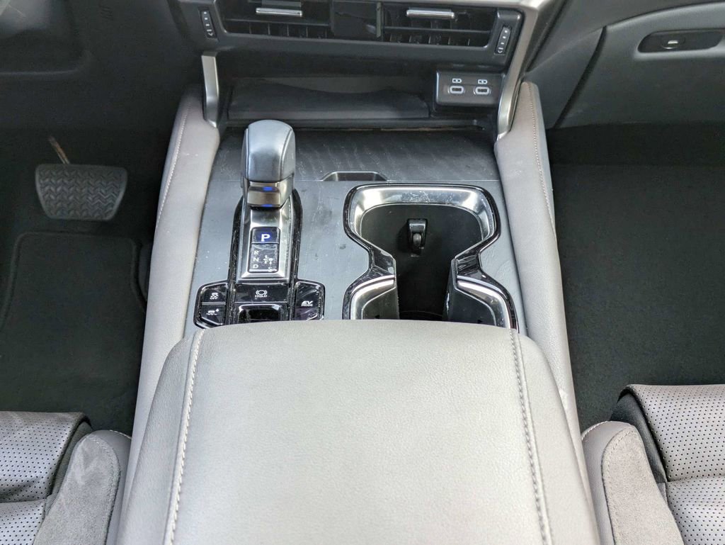 Used 2023 Lexus RX 350 w/ Accessory Package (2T) AWD/4WD image 24