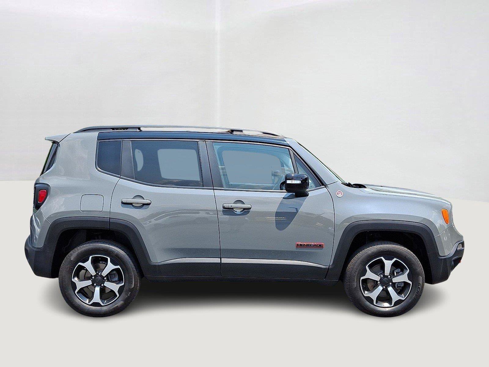 Certified 2022 Jeep Renegade Trailhawk w/ Sun/Sound Group AWD/4WD image 7