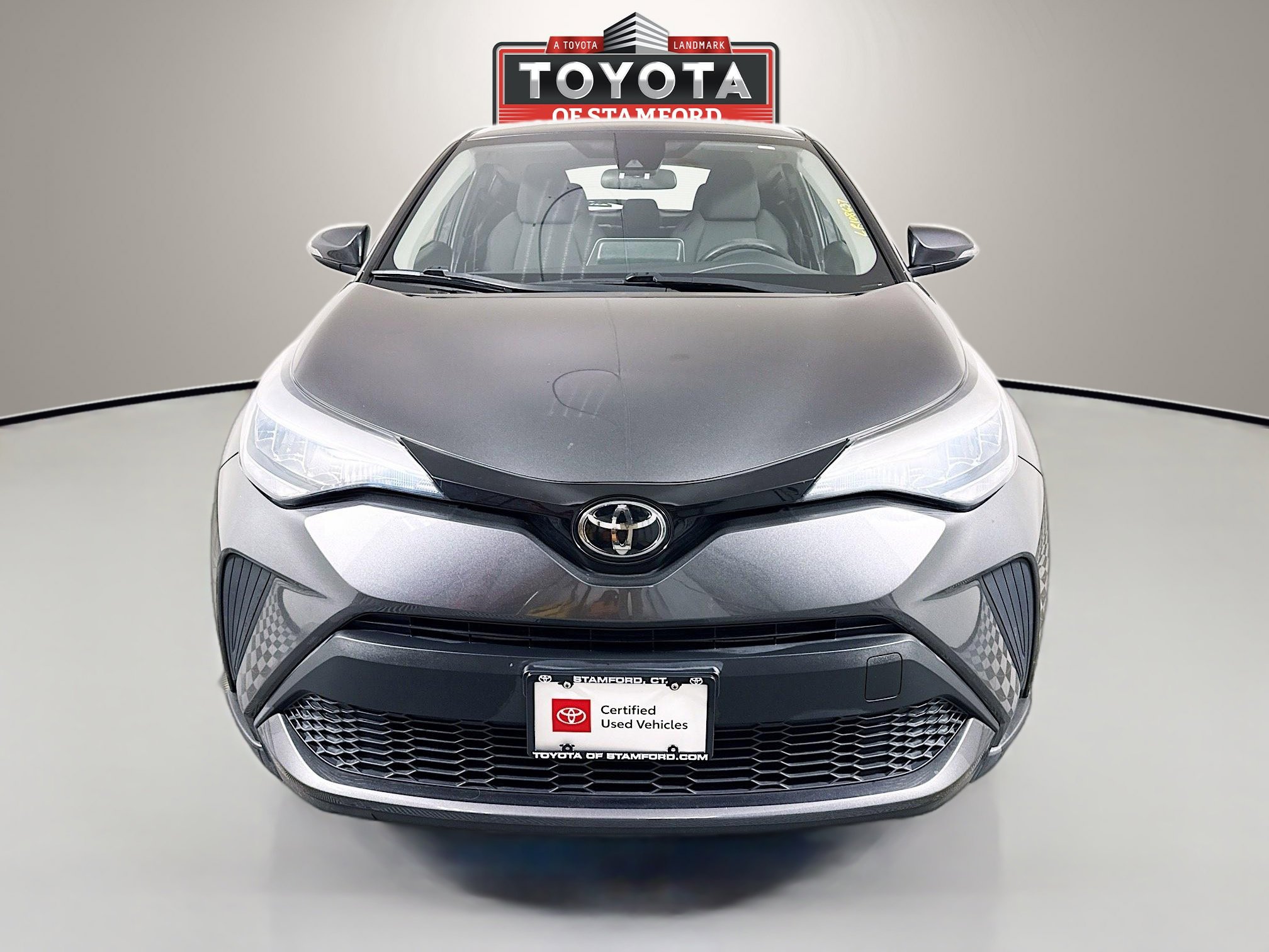Certified 2020 Toyota C-HR LE image 2
