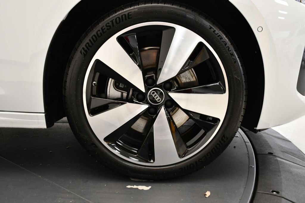 Used 2025 Audi A5 2.0T Premium Plus w/ Premium Plus image 16