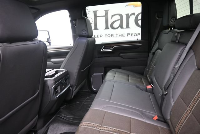 Used 2025 Chevrolet Silverado 2500 High Country w/ High Country Premium Package AWD/4WD image 22