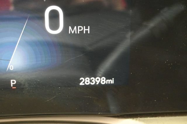 Used 2025 Buick Encore GX Preferred AWD/4WD image 13