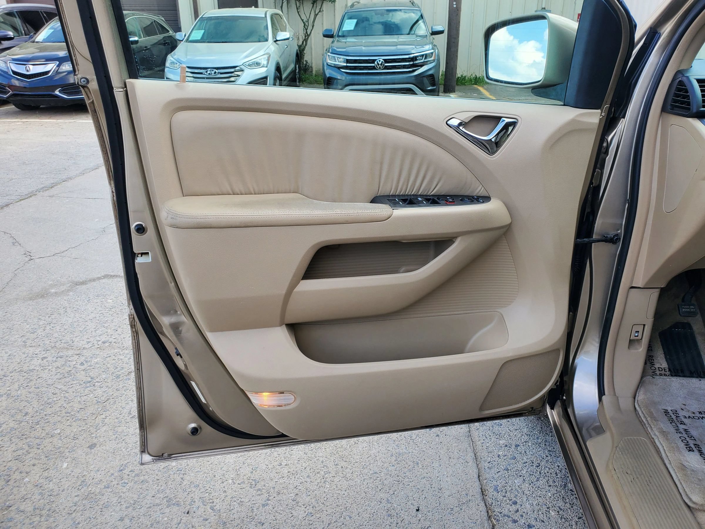 Used 2005 Honda Odyssey EX-L image 17