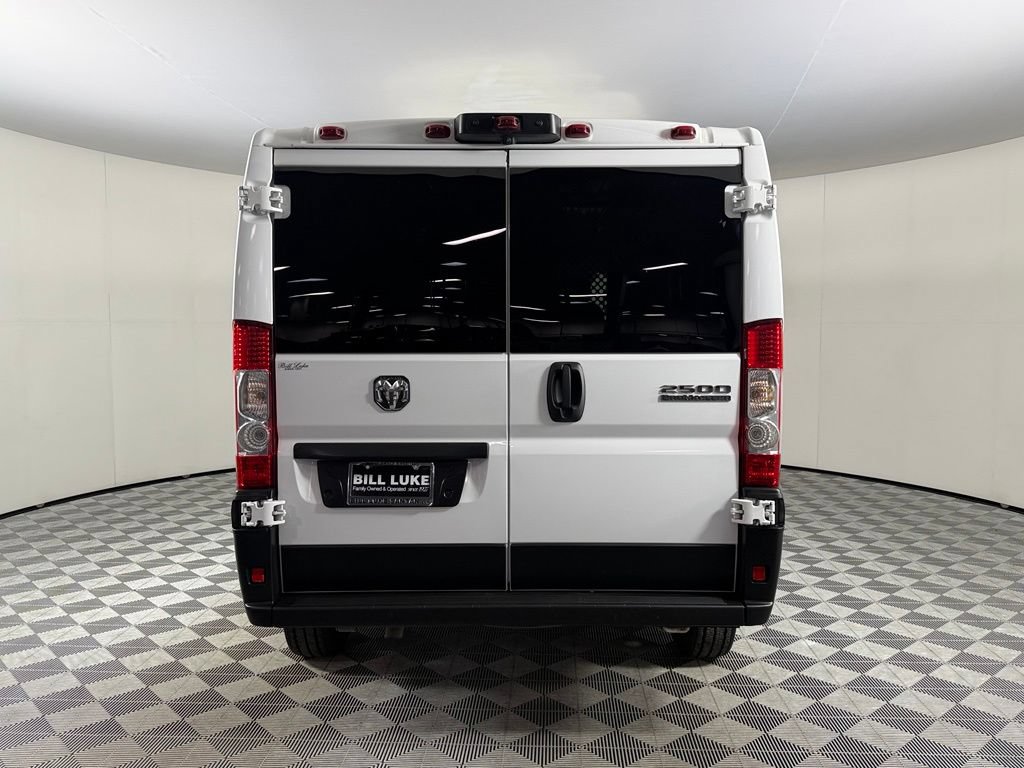 Used 2025 RAM ProMaster 2500 w/ U-Haul Equipment Group FWD image 9