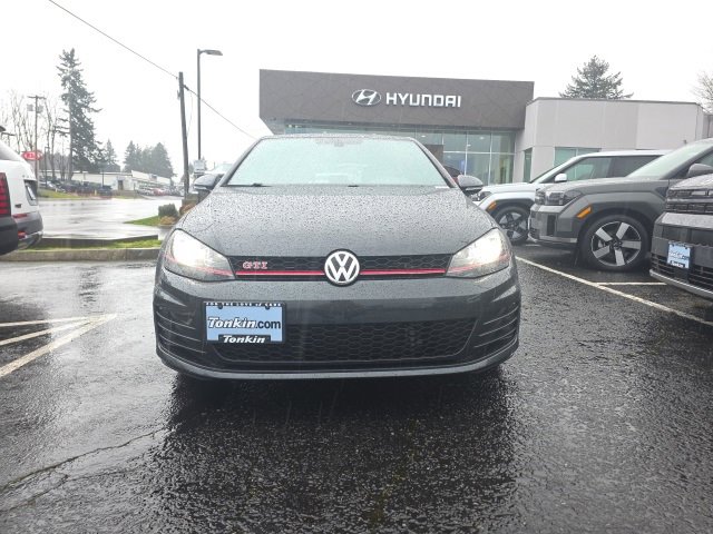 Used 2017 Volkswagen GTI SE image 4