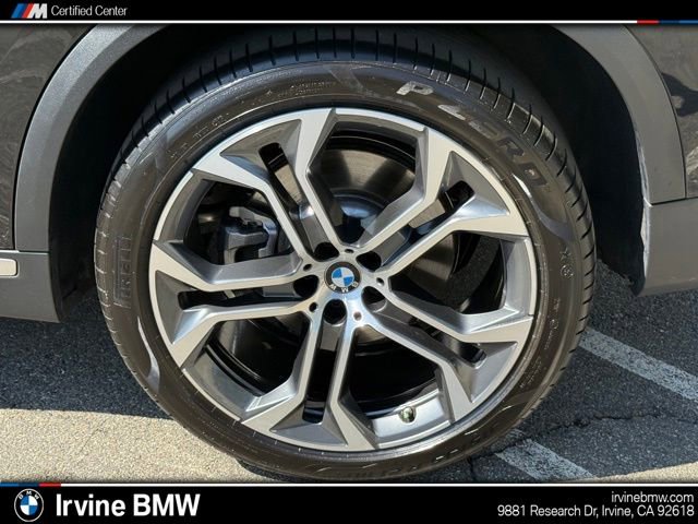 Used 2026 BMW X5 sDrive40i w/ Premium Package image 14