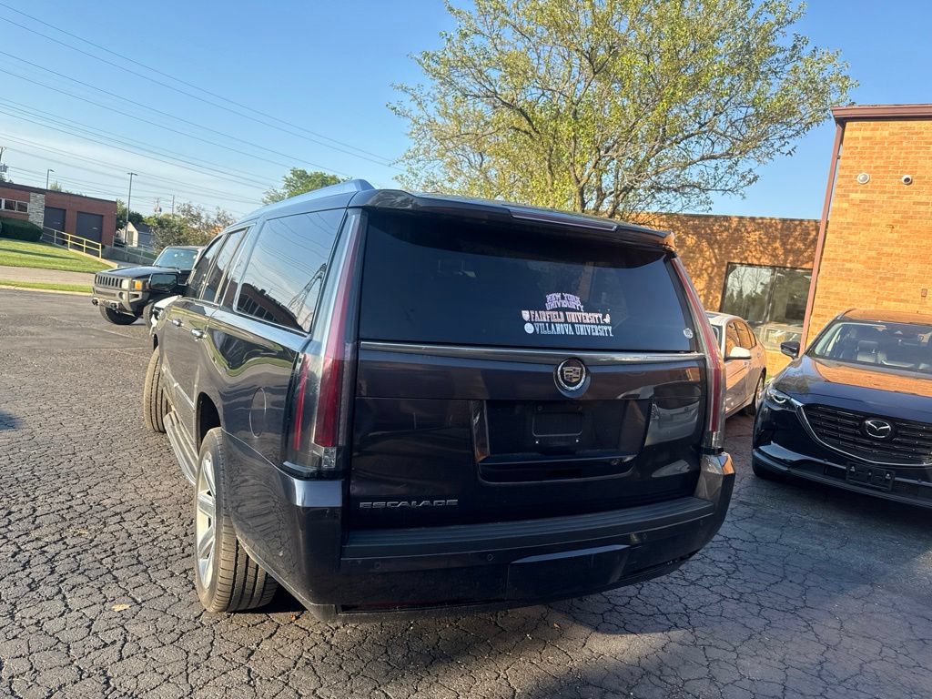 Used 2015 Cadillac Escalade ESV Luxury AWD/4WD image 5