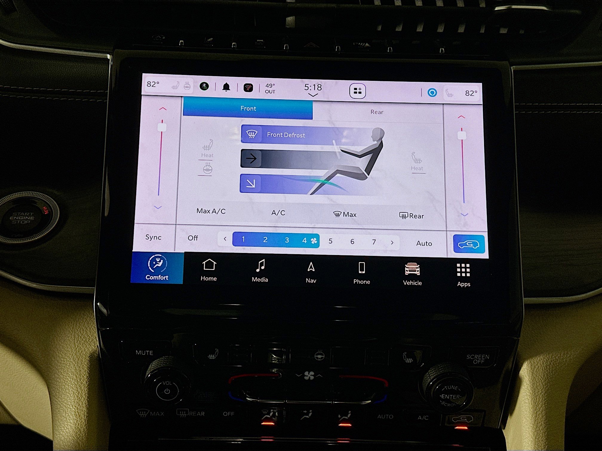 Used 2023 Jeep Grand Cherokee L Limited w/ Black Appearance Package image 24