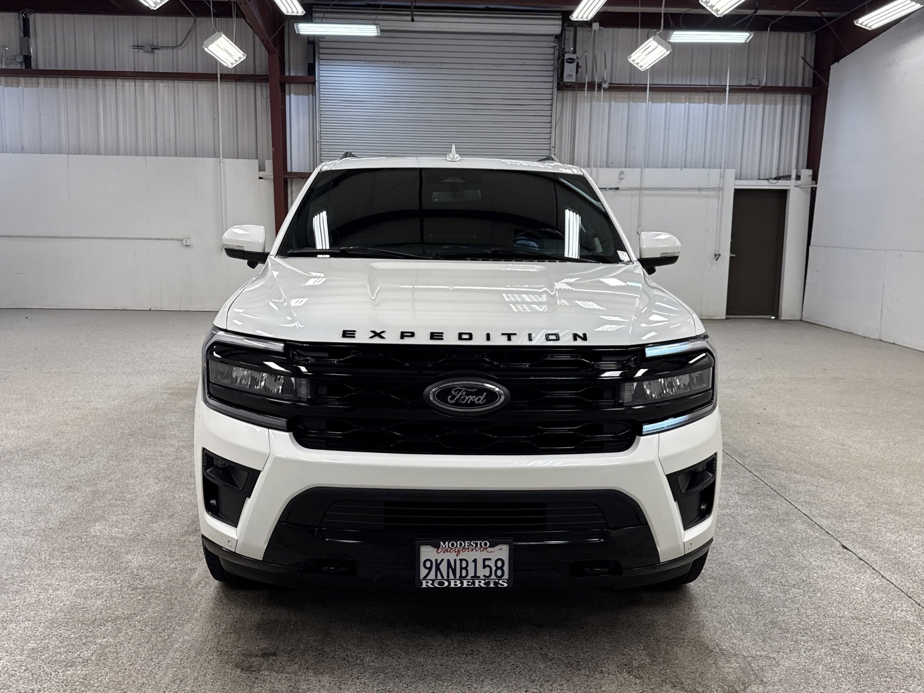 Used 2024 Ford Expedition Limited image 26