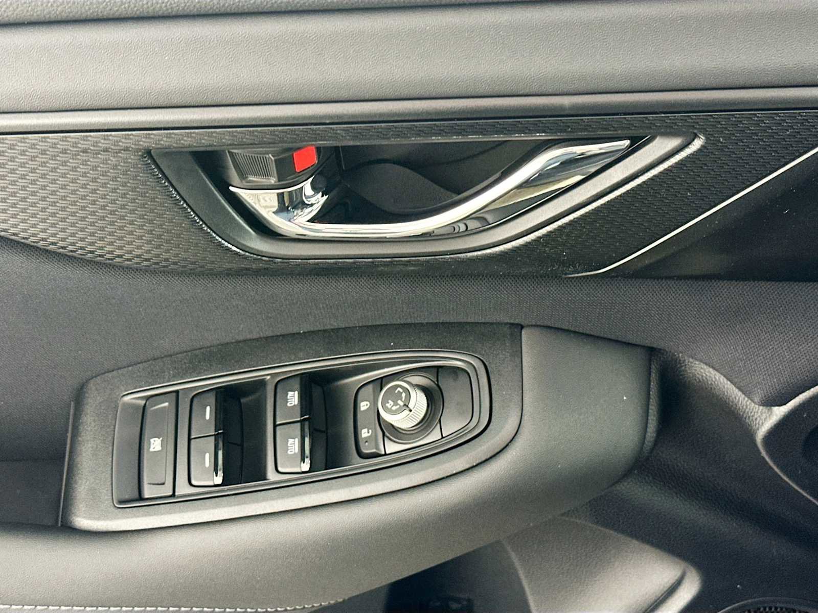 Certified 2025 Subaru Outback Premium w/ Popular Package #1A image 17