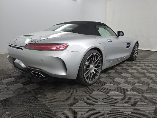 Used 2018 Mercedes-Benz AMG GT C image 2