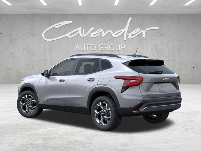 New 2026 Chevrolet Trax LT w/ Driver Confidence Package FWD image 3