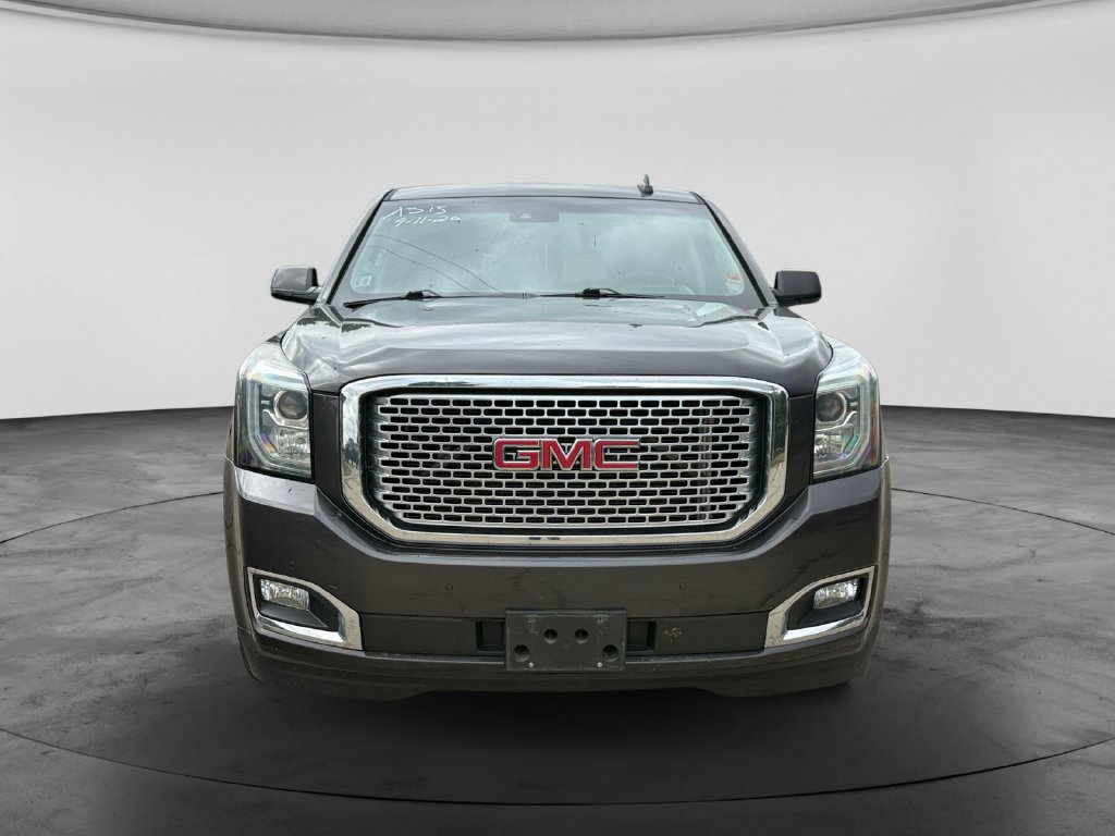 Used 2016 GMC Yukon Denali w/ Open Road Package AWD/4WD image 2