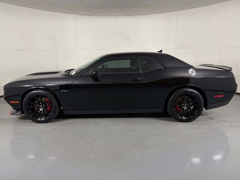 Used 2023 Dodge Challenger R/T w/ Plus Package RWD image 5