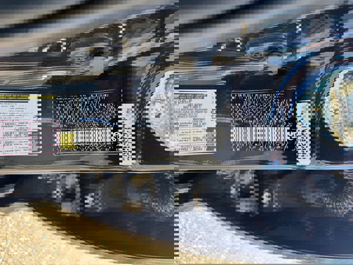 Used 2021 Toyota Corolla LE w/ Carpet Mat Package (TMS) image 20