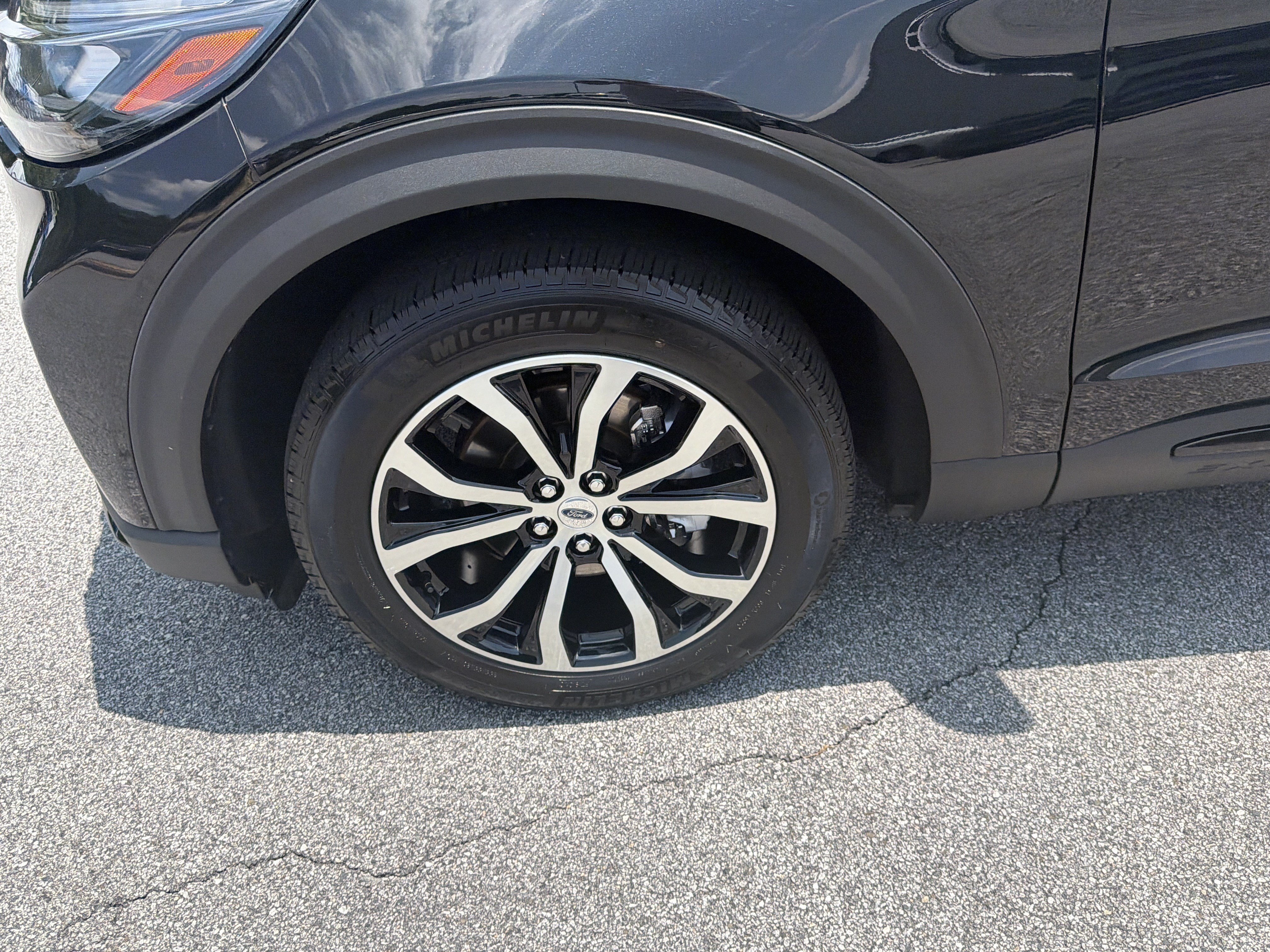 Used 2025 Ford Explorer ST-Line AWD/4WD image 13