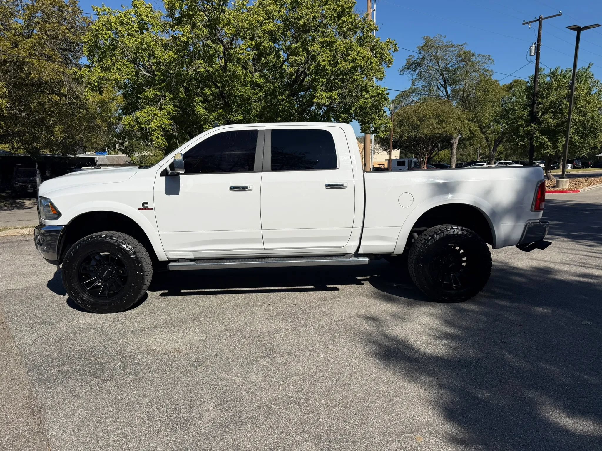 Used 2018 RAM 2500 Laramie AWD/4WD image 8