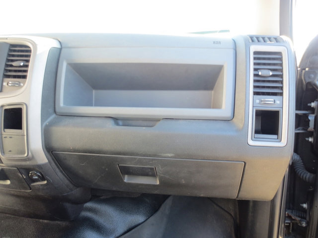 Used 2015 RAM 3500 Tradesman w/ Chrome Appearance Group image 9