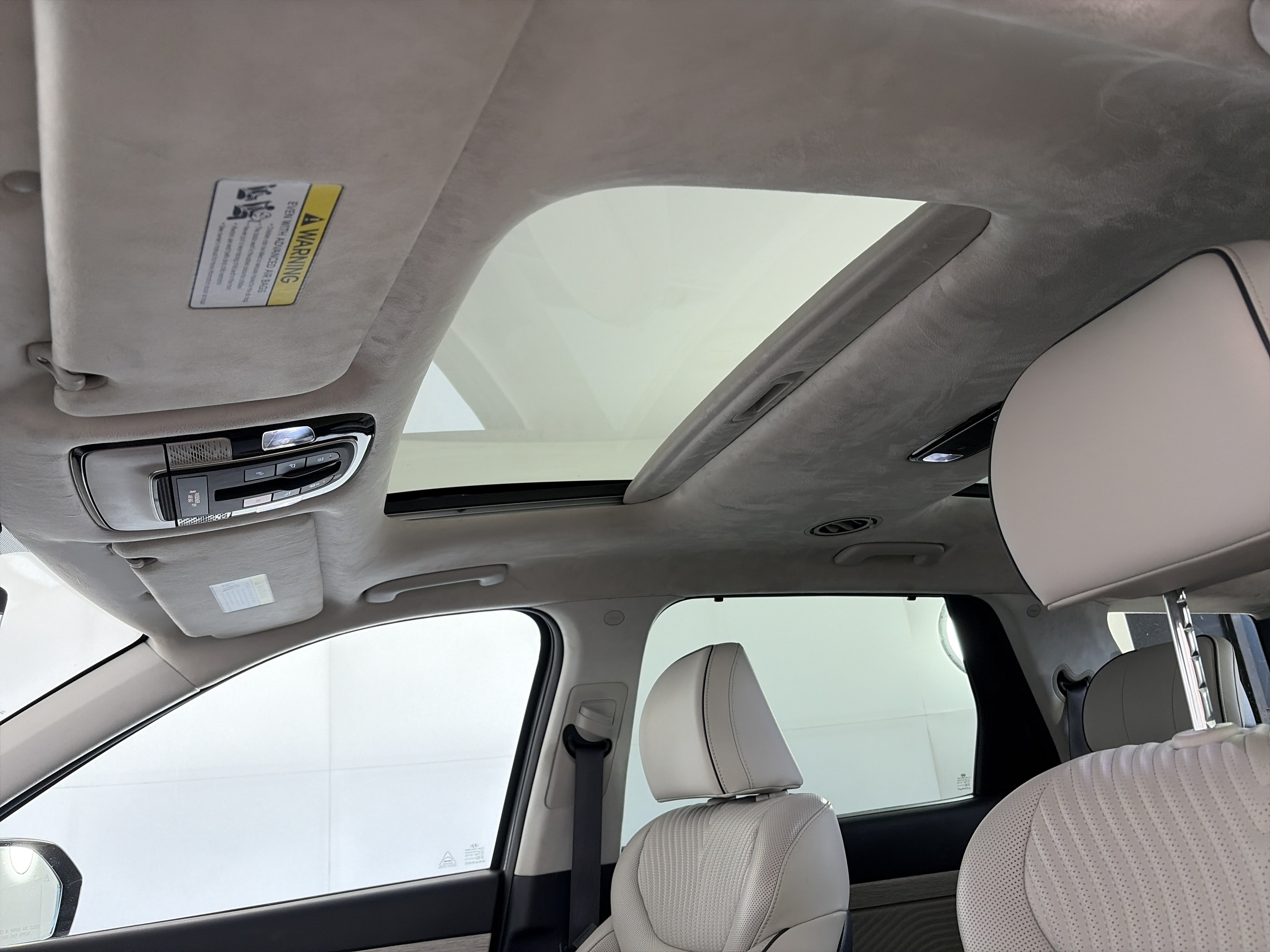 Certified 2025 Hyundai Palisade Calligraphy AWD/4WD image 21