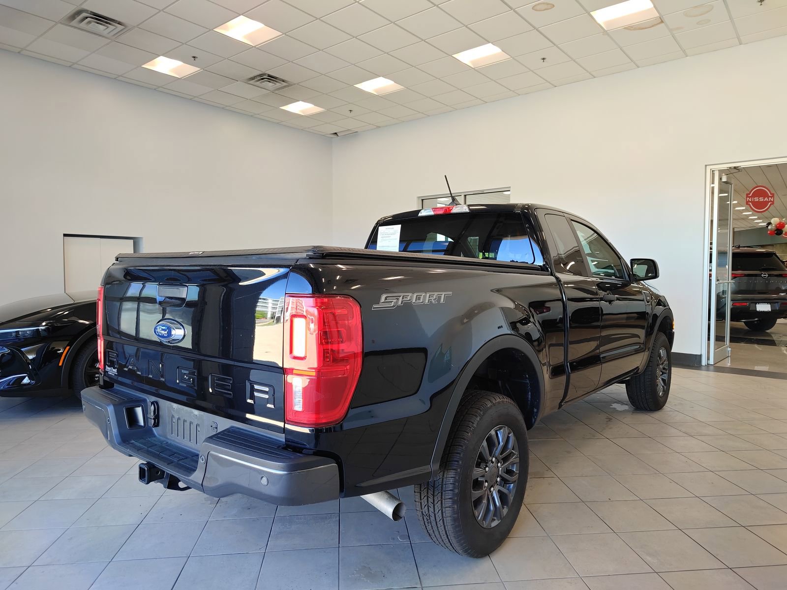 Used 2023 Ford Ranger XLT w/ Equipment Group 301A Mid image 3