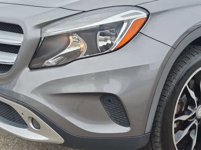 Used 2017 Mercedes-Benz GLA 250 4MATIC image 11