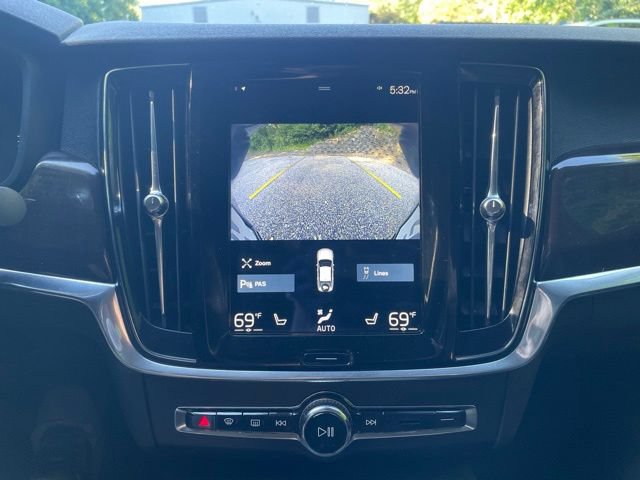 Used 2017 Volvo S90 T5 Momentum w/ Protection Package FWD image 20