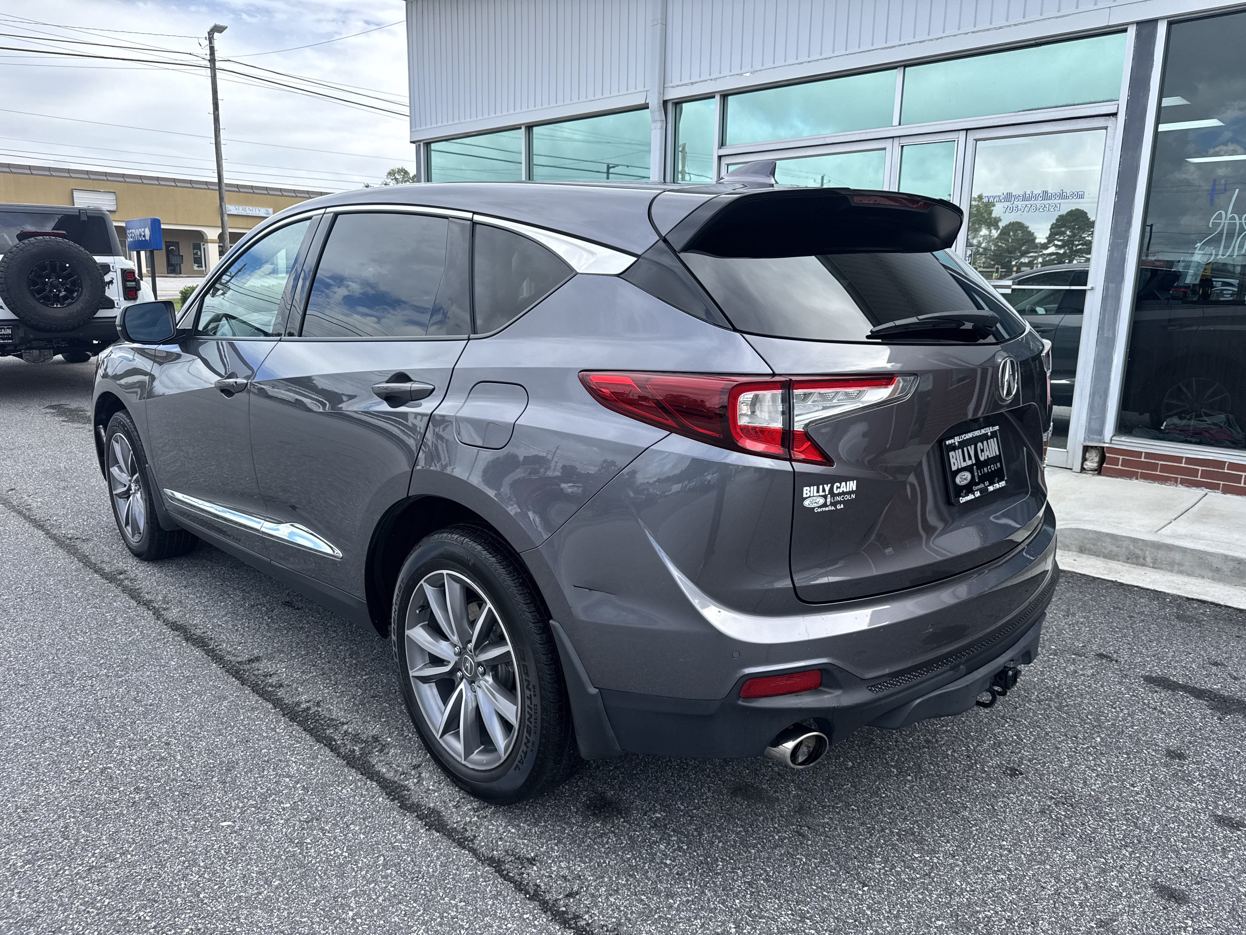 Used 2021 Acura RDX w/ Technology Package AWD/4WD image 2