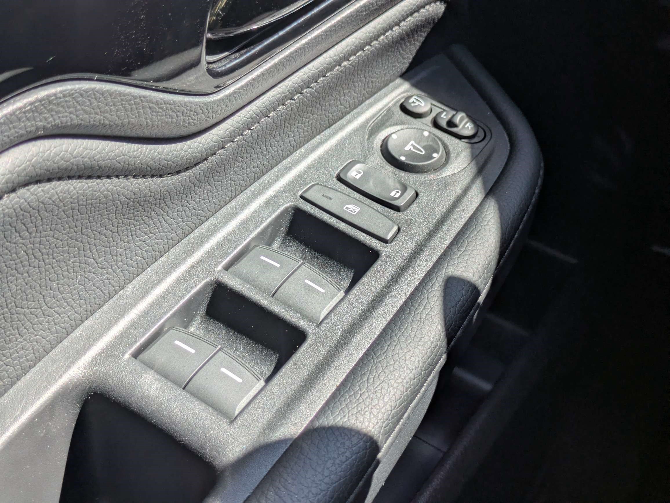 Certified 2025 Honda Odyssey Elite image 31