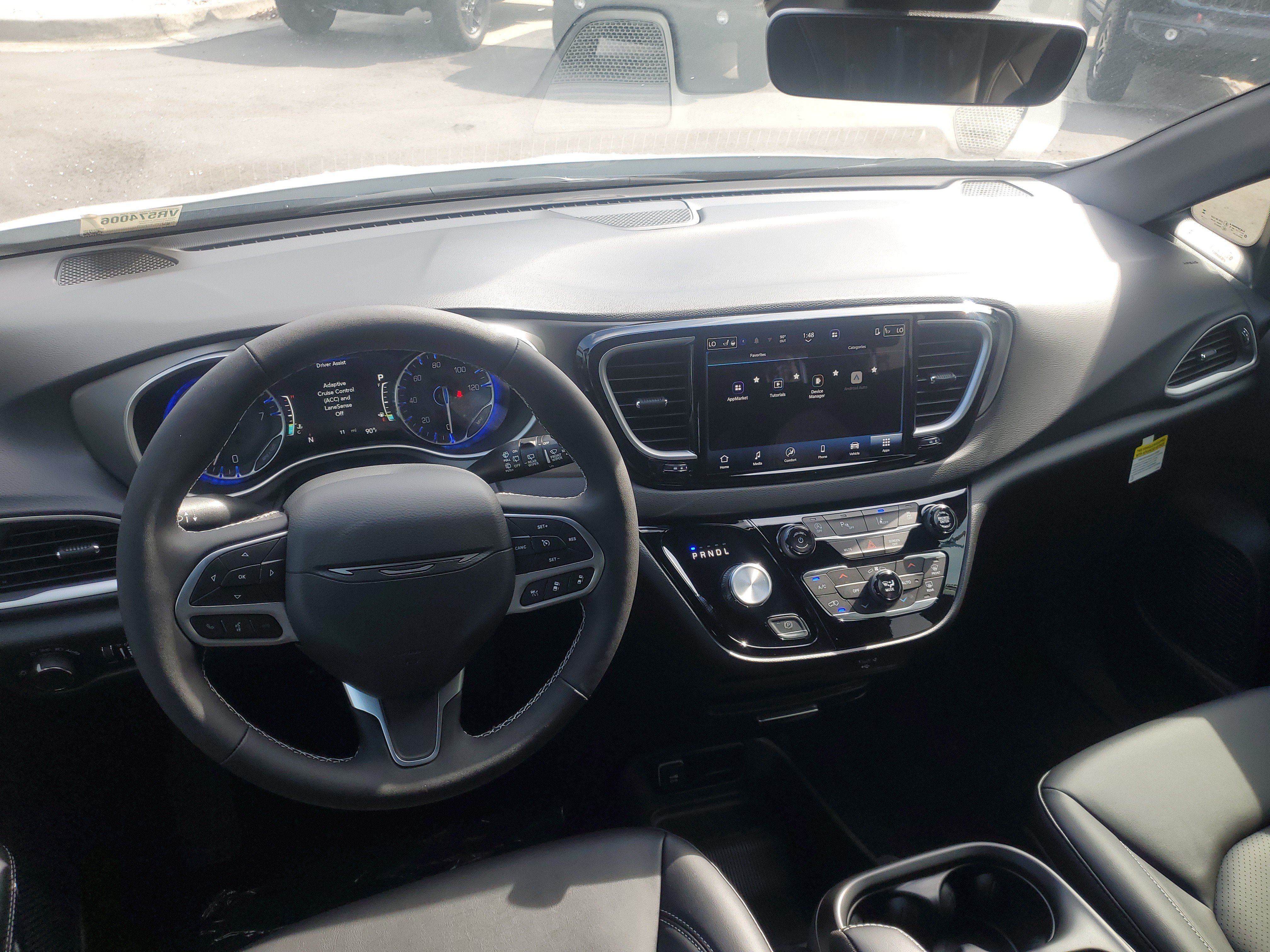 New 2027 Chrysler Pacifica LX FWD image 10