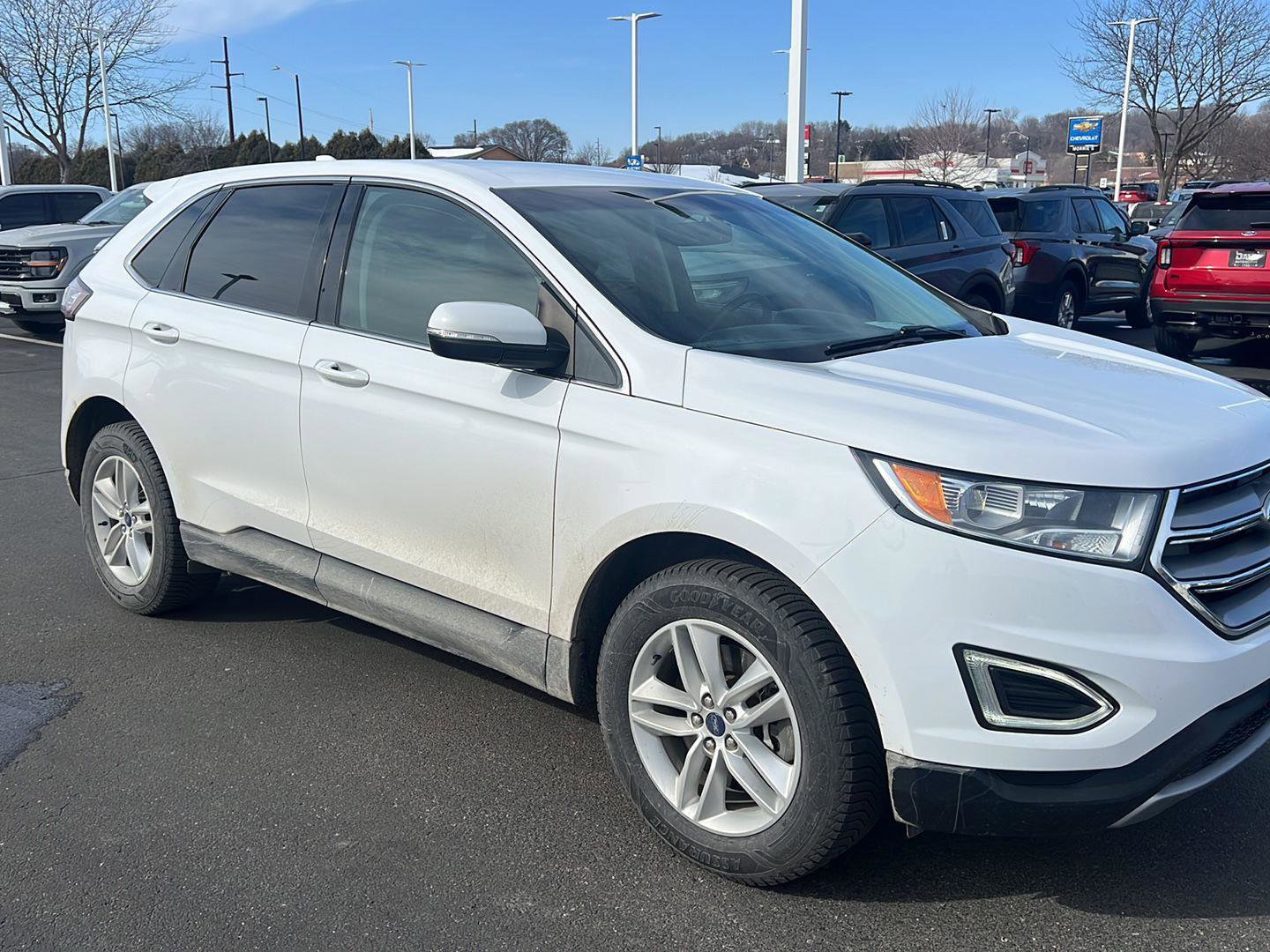 Used 2017 Ford Edge SEL w/ Equipment Group 201A image 2