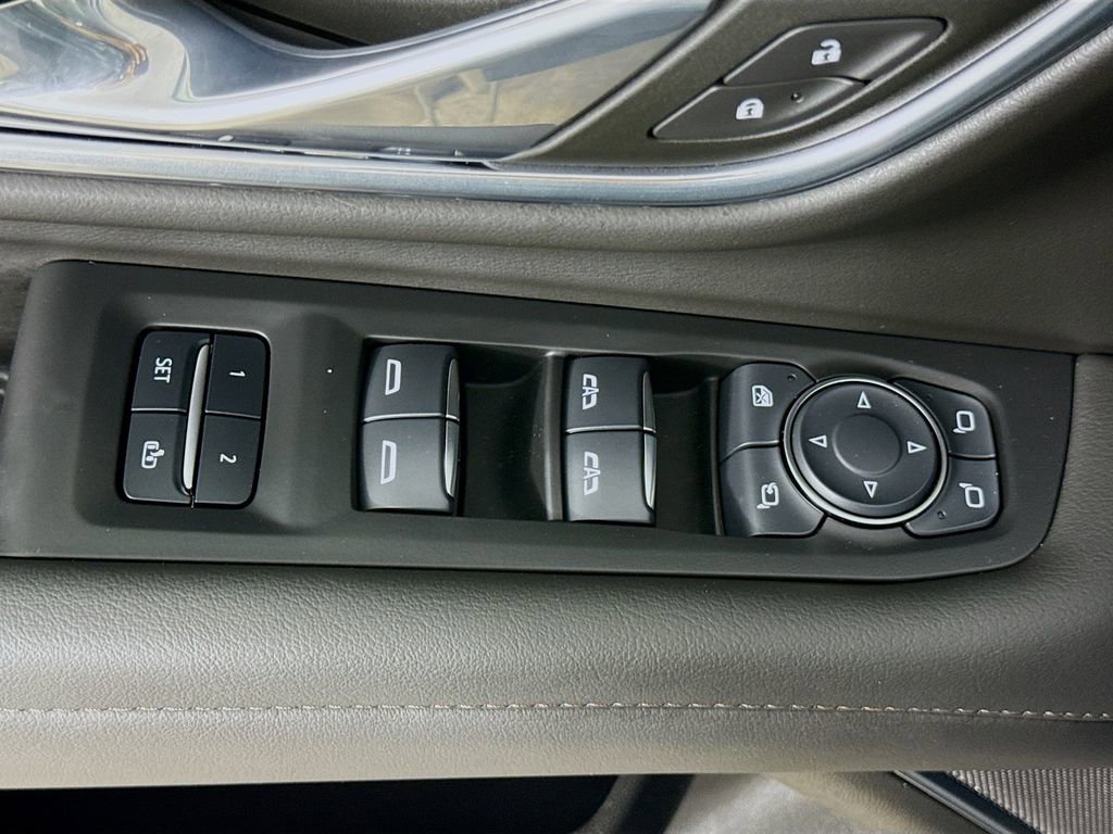 Used 2024 Chevrolet Tahoe High Country image 20