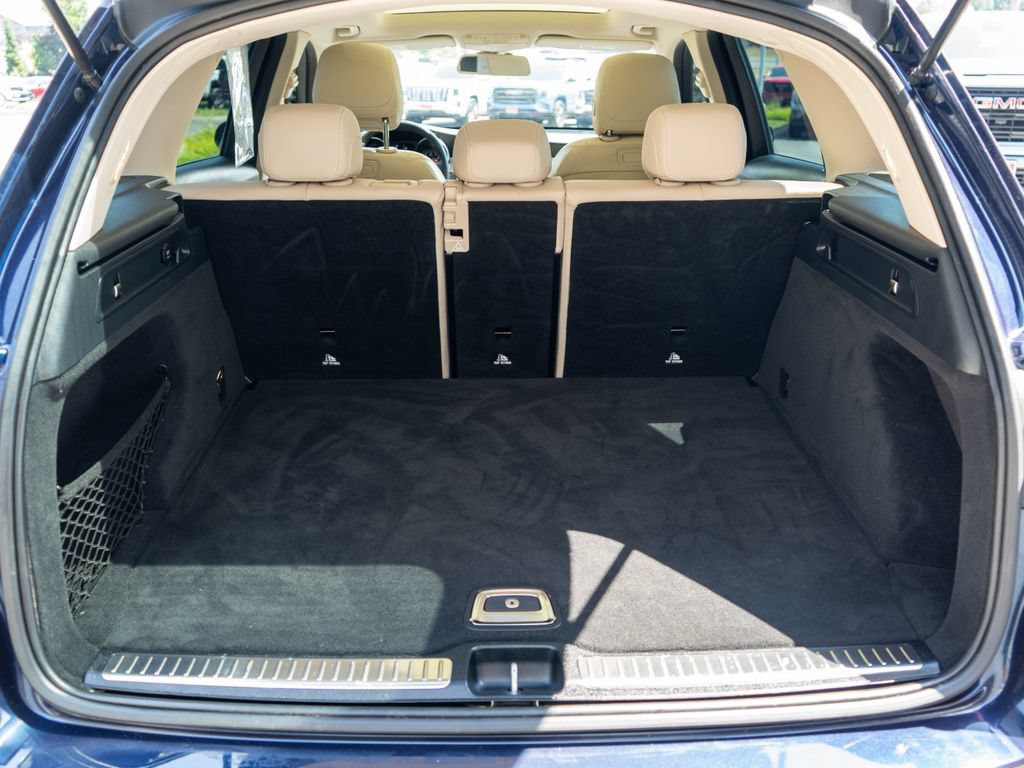 Used 2019 Mercedes-Benz GLC 300 4MATIC image 32
