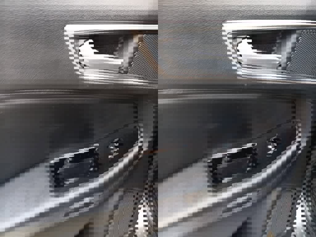 Used 2020 Ford Edge SEL w/ Cold Weather Package image 20