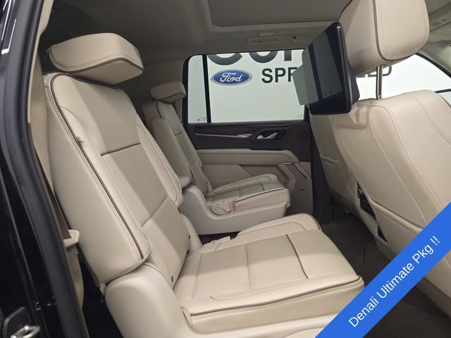 Used 2022 GMC Yukon XL Denali w/ Denali Ultimate Package AWD/4WD image 12