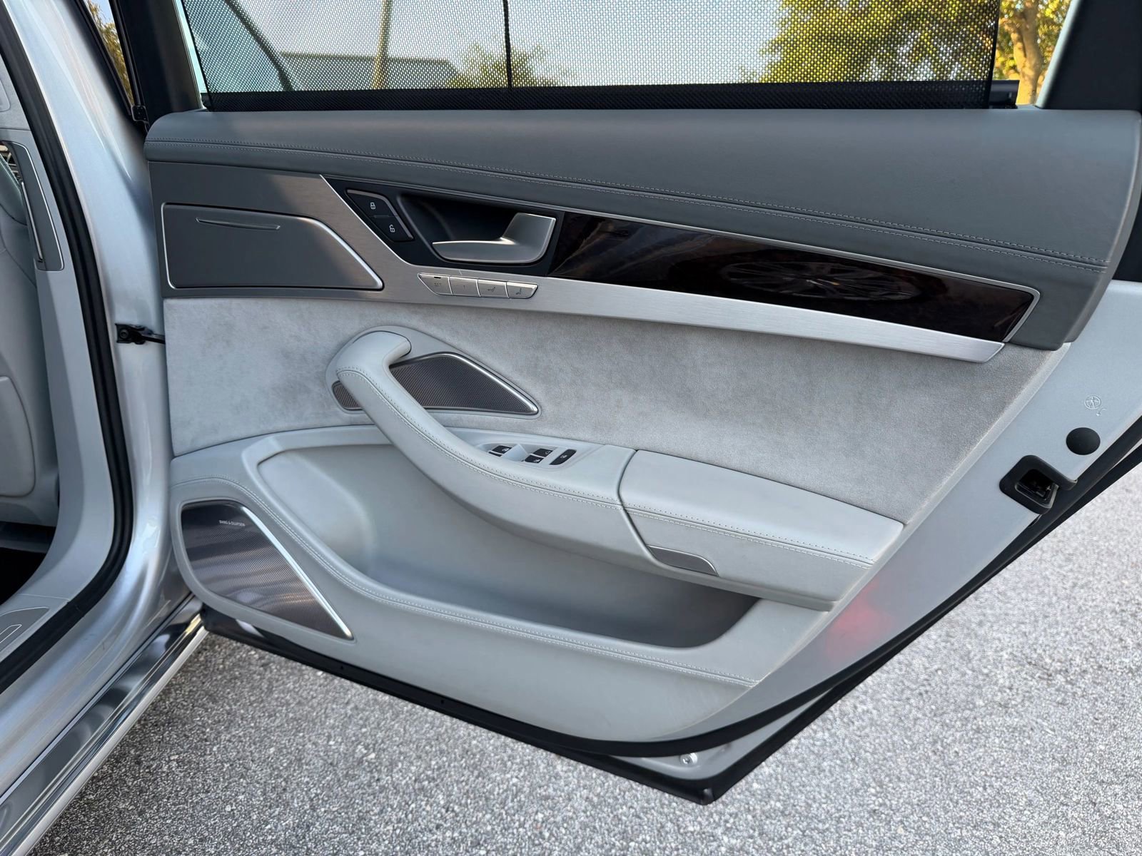 Used 2012 Audi A8 L W12 AWD/4WD image 19