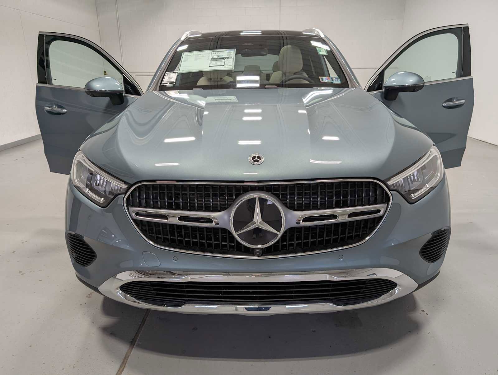 New 2026 Mercedes-Benz GLC 300 4MATIC image 13