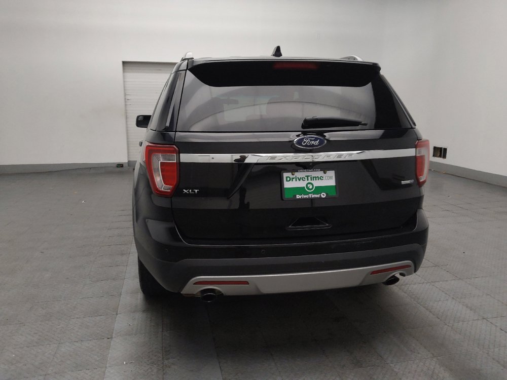 Used 2017 Ford Explorer XLT AWD/4WD image 6