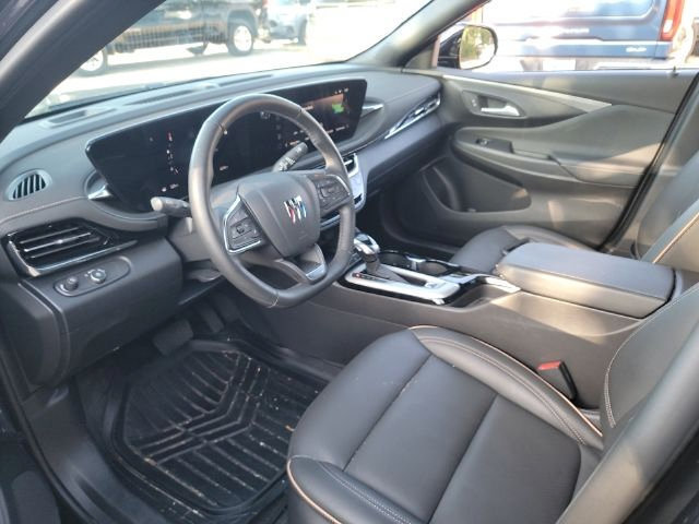 Used 2024 Buick Envista Sport Touring FWD image 9