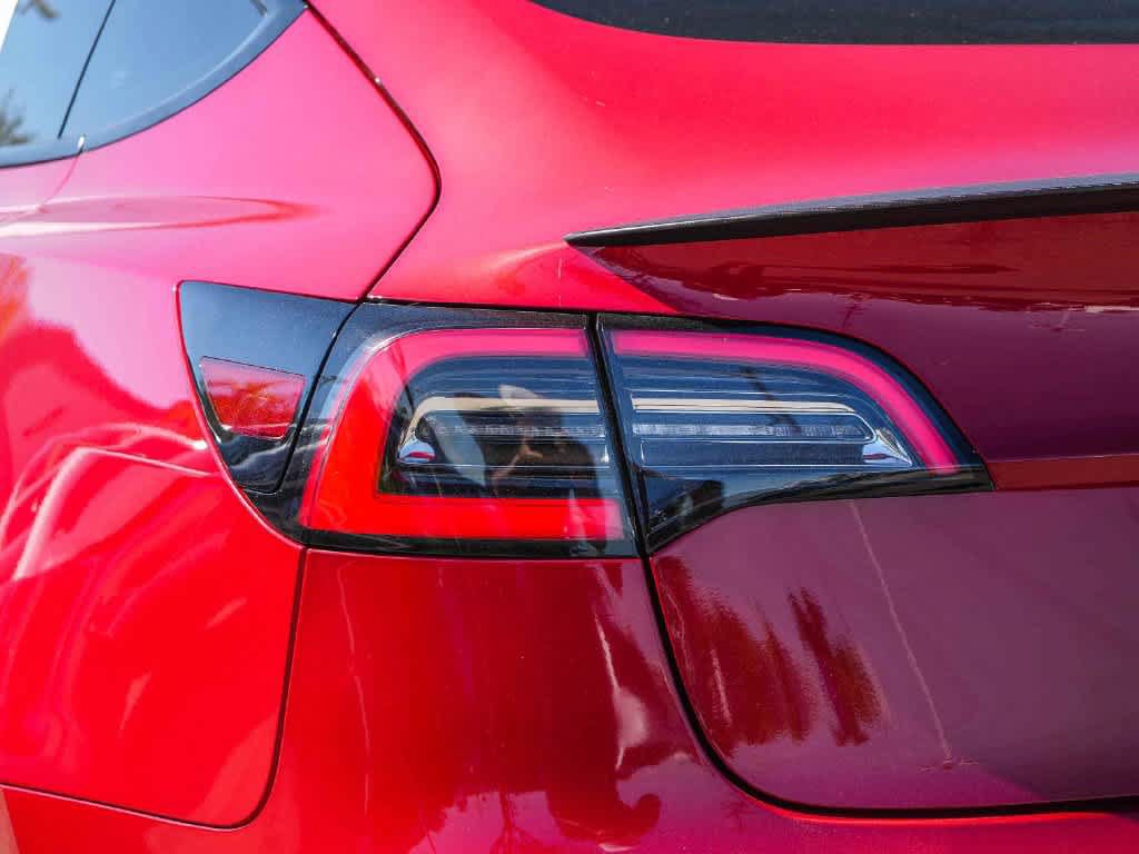 Used 2022 Tesla Model 3 Performance AWD/4WD image 9