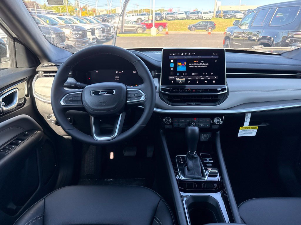 New 2026 Jeep Compass Limited AWD/4WD image 19