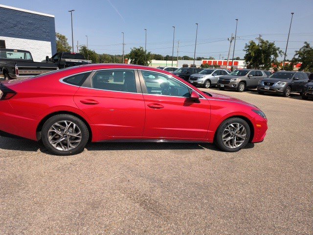 Used 2021 Hyundai Sonata SEL image 6