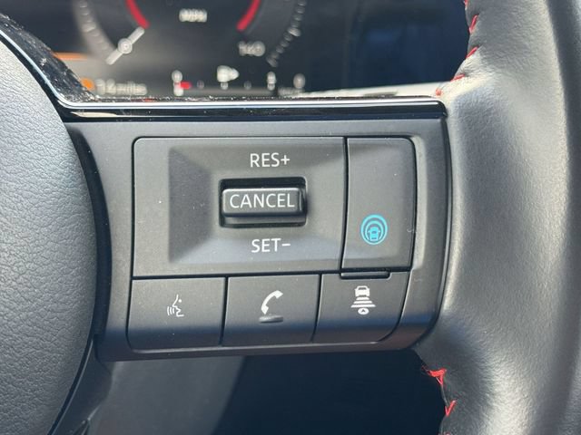 Used 2025 Nissan Kicks SR FWD image 25