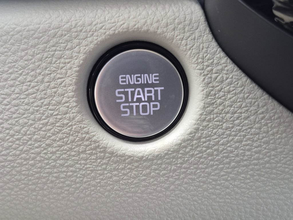 New 2026 Kia Carnival EX FWD image 23