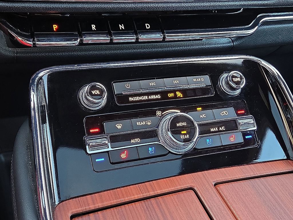 Used 2024 Lincoln Navigator Reserve image 25