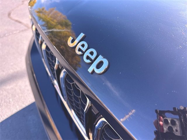 Used 2023 Jeep Grand Cherokee Overland image 33