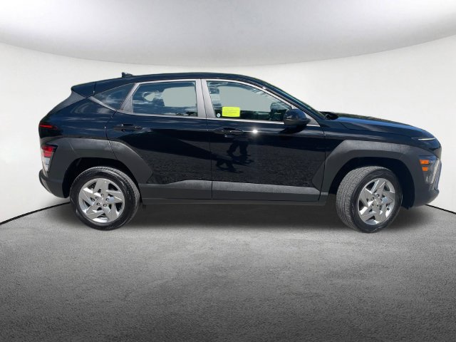 Used 2025 Hyundai Kona SE AWD/4WD image 15