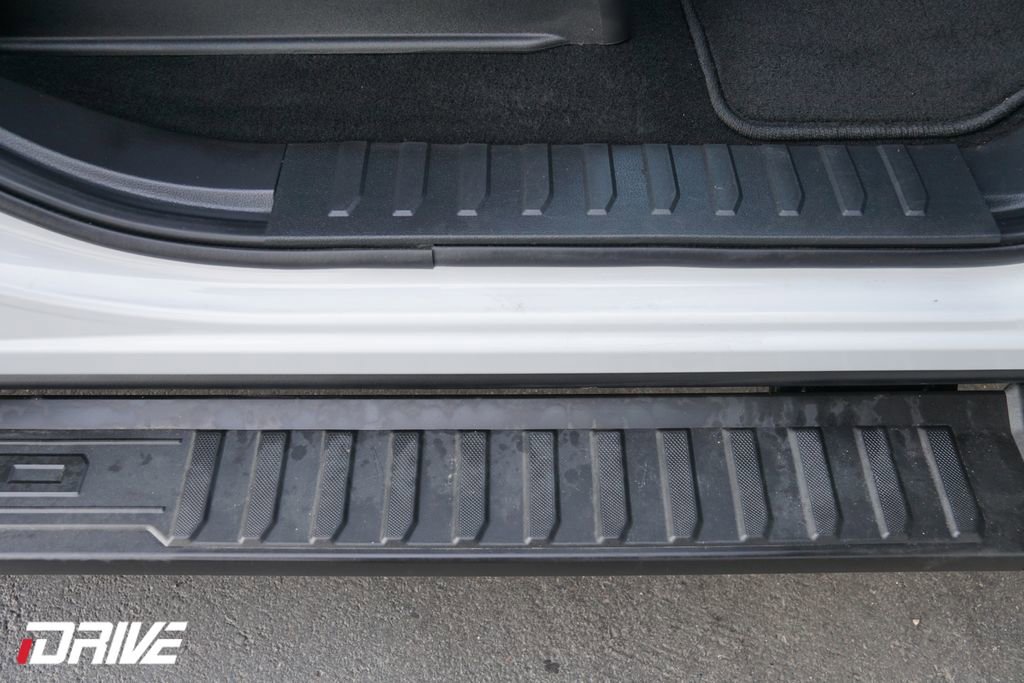 Used 2025 Ford F150 Lariat AWD/4WD image 46