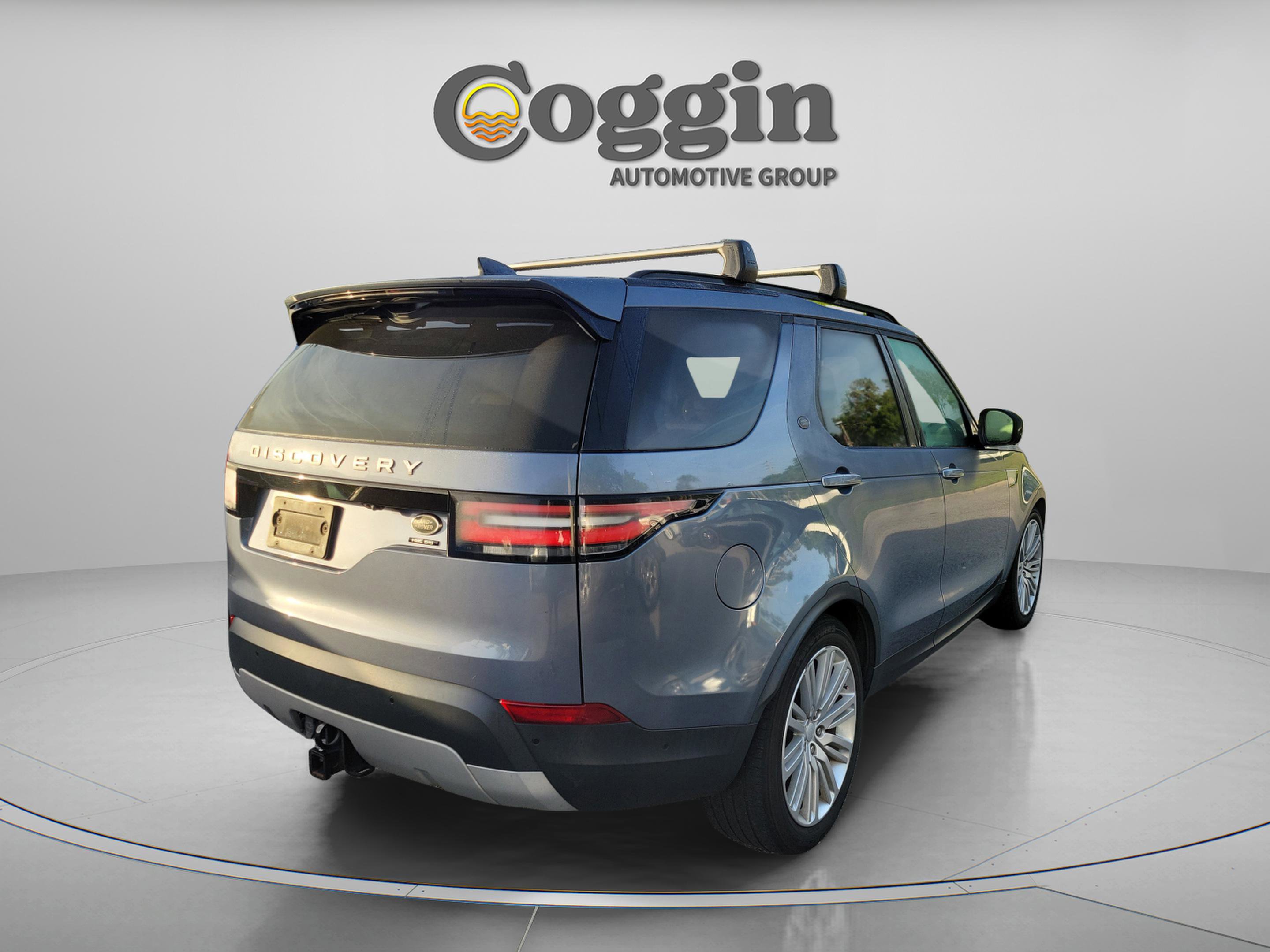 Used 2018 Land Rover Discovery HSE Luxury image 4