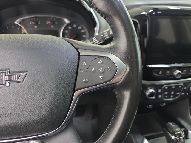 Used 2020 Chevrolet Traverse RS w/ LPO, Floor Liner Package AWD/4WD image 18