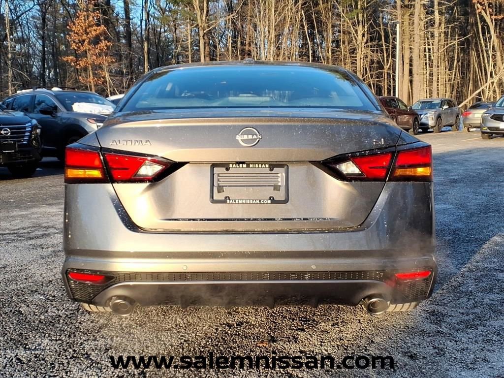 New 2025 Nissan Altima 2.5 SL FWD image 5